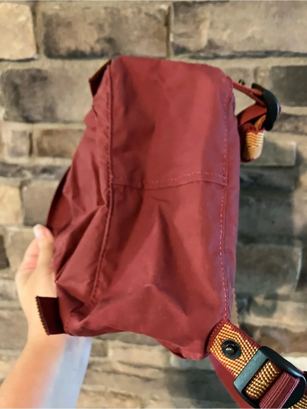 Fjallraven Kånken Mini Backpack in Burgundy